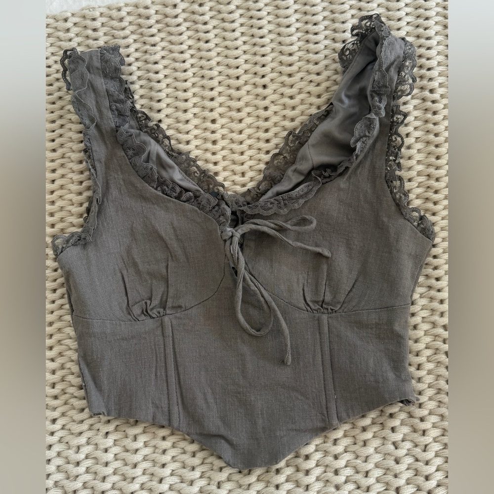 Princess Polly Lace-Trim Sleeveless Top - Gray
